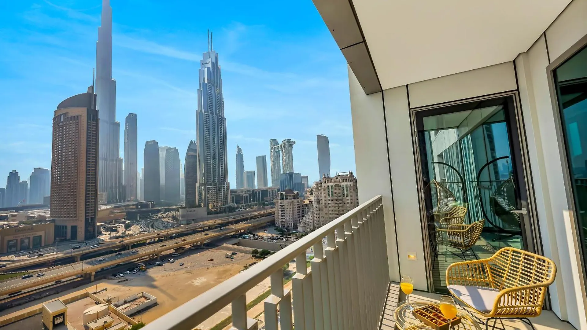 Al-Fannan At Downtown Views 2 - Best Burj Khalifa View - Brand New Luxury 2 Bedroom Apartment Dubai