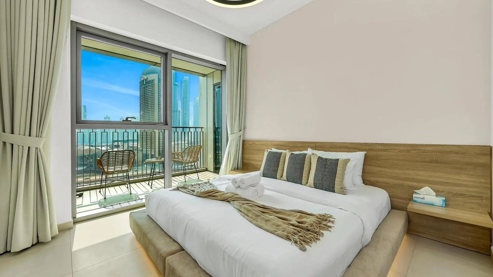 Al-Fannan At Downtown Views 2 - Best Burj Khalifa View - Brand New Luxury 2 Bedroom Apartment Dubai