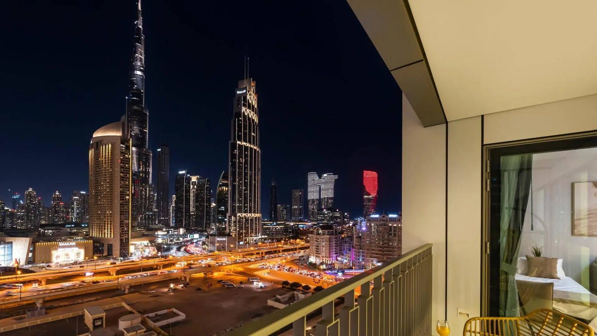Al-Fannan At Downtown Views 2 - Best Burj Khalifa View - Brand New Luxury 2 Bedroom Apartment Dubai