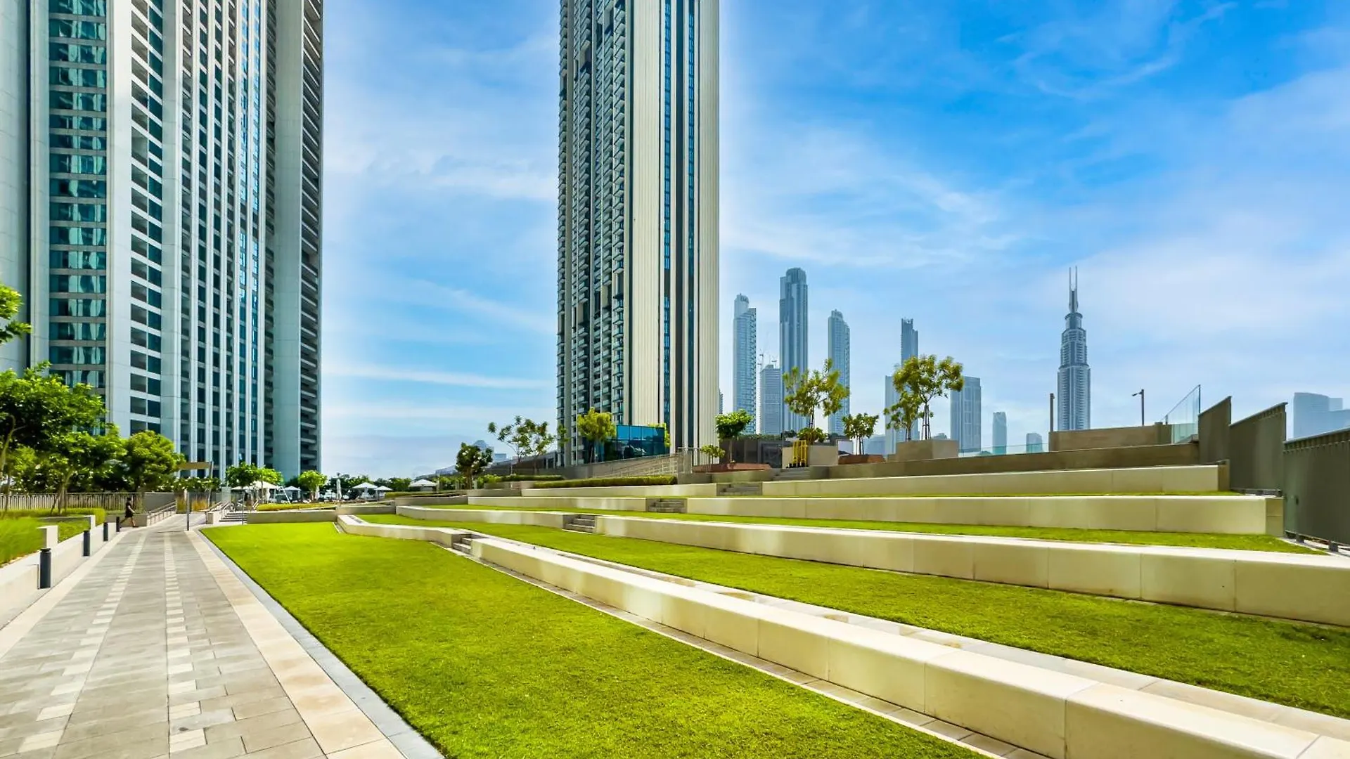 Al-Fannan At Downtown Views 2 - Best Burj Khalifa View - Brand New Luxury 2 Bedroom Apartment Dubai