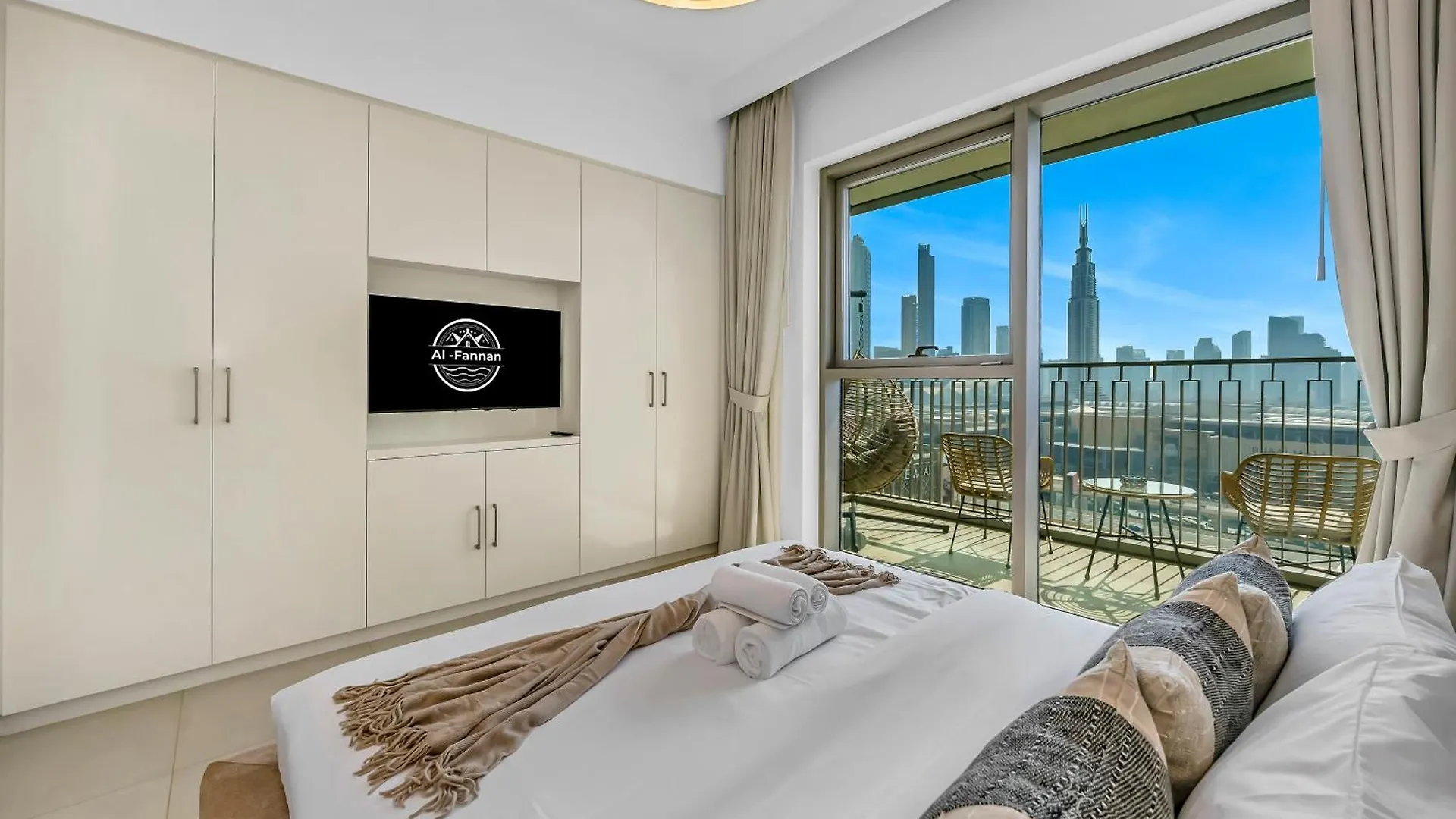 Al-Fannan At Downtown Views 2 - Best Burj Khalifa View - Brand New Luxury 2 Bedroom Apartment Dubai