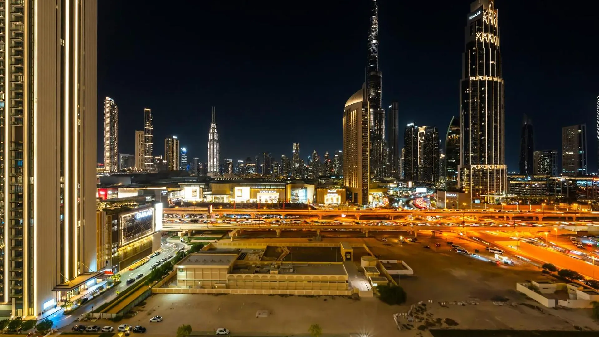 Al-Fannan At Downtown Views 2 - Best Burj Khalifa View - Brand New Luxury 2 Bedroom Apartment Dubai